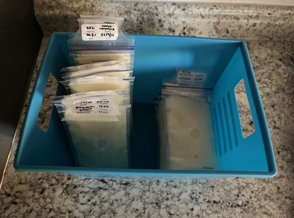 Freezing breast milk